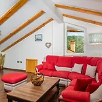 Lori - Opatija By Guide Apartamento