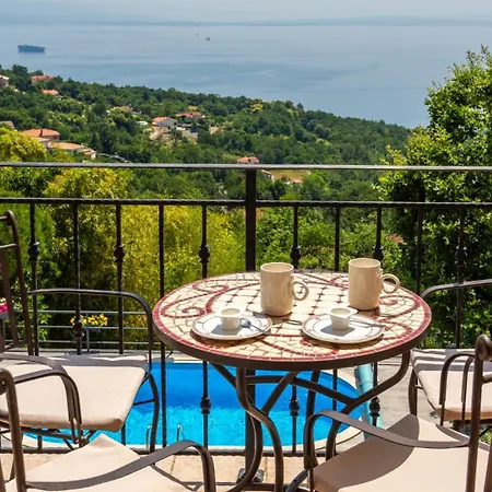Lori - Opatija By Guide Apartamento Ičići
