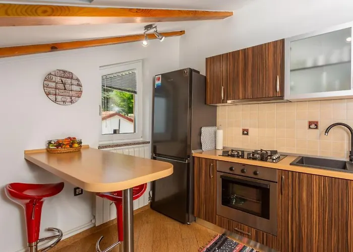 Apartment Lori - Opatija By Guide *