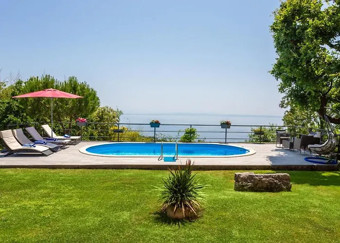 Lori - Opatija By Guide