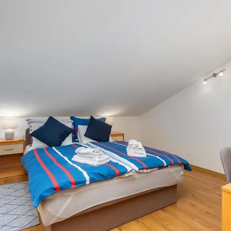 Lori - Opatija By Guide * Ičići