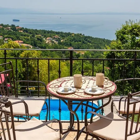 Lori - Opatija By Guide Appartement Ičići