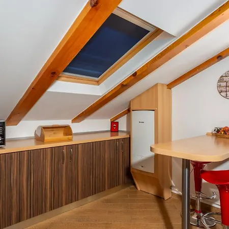 Lori - Opatija By Guide Apartmán Ičići